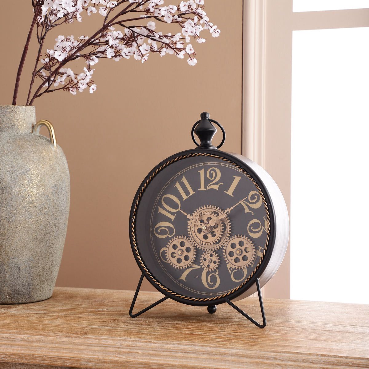 VINTAGE ROUND LUXURY CLOCK