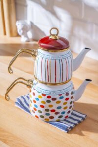 IRON TEA POT 2 PCS
