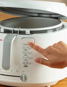 𝗠𝗼𝘂𝗹𝗶𝗻𝗲𝘅 1.8 Liters Electric Uno Deep Fryer 1470W - Image 3