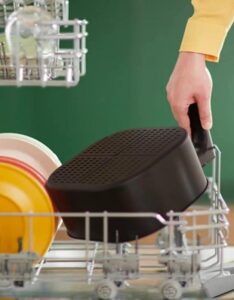 𝗣𝗵𝗶𝗹𝗶𝗽𝘀 XL Size 6.2 Liter WIFI Connected Airfryer 90% Less Fat - Image 3