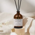 Luxury Home Fragrance Rattan Sticks Essential Oil Amber Reed Diffuser Bottle Gift Set Reed Diffuser