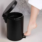 Black Hydraulic Bathroom Bin with Pedal 5L - Image 4