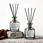 Luxury Transparent Diffuser Glass Bottle Home Scents Fragrance Aroma Round Essential Oil Aromatherapy Bottle With Lid